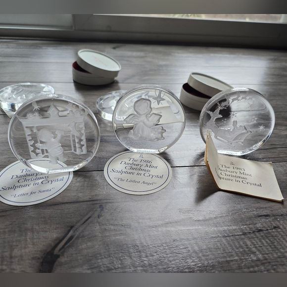 Danbury Mint Paper Weight Christmas Edition/Mothers Day - Picture 11 of 12